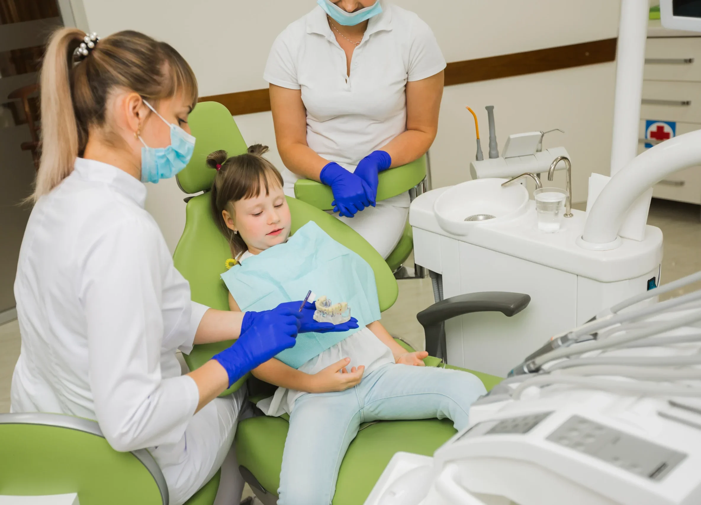 comfortable-dental-xray-experience-family.jpg